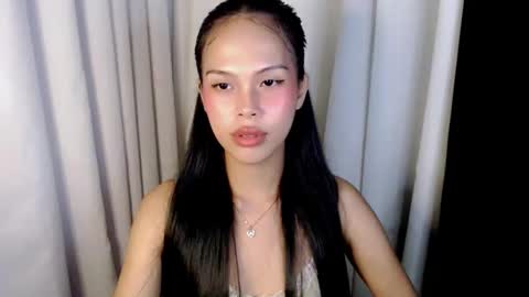 Reyna online show from February 25, 6:44 pm