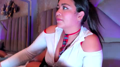  KIM  online show from March 7, 3:06 am