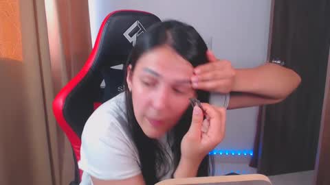 Kim 3 online show from January 25, 9:35 pm