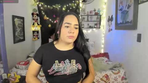 alejagodoy99 online show from December 18, 12:50 am