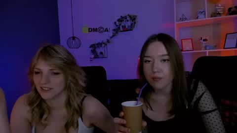 just Kimi  online show from April 20, 7:06 pm