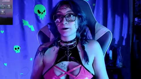   online show from December 15, 2:24 pm