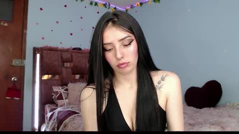 kimm_1827 online show from November 5, 9:06 pm