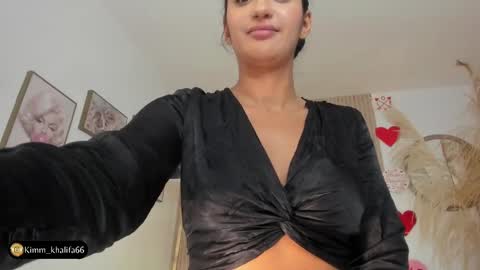 Kim  online show from February 17, 11:43 pm