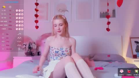  Your Kimmie  follow me  online show from February 18, 5:09 pm