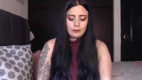 kelly online show from August 4, 7:54 pm
