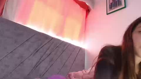 Snapshot of kimmy_veggaa chatting on September 22, 2:32 pm kimm online show from September 22, 2:32 pm