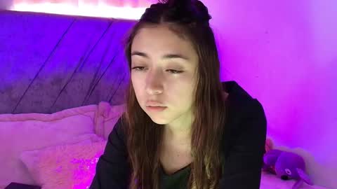 Snapshot of kimmy_veggaa chatting on September 20, 5:16 pm kimm online show from September 20, 5:16 pm