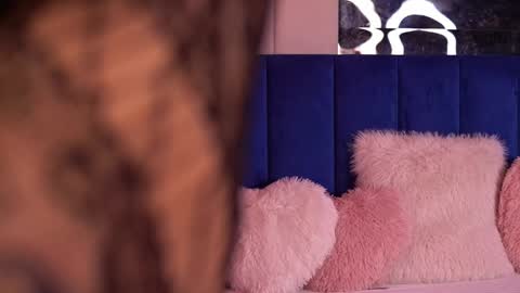 Kim online show from December 4, 5:56 pm