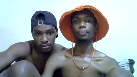 kimzsguyz online show from February 23, 6:54 pm