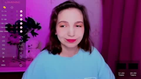 Hazel online show from April 20, 11:30 pm