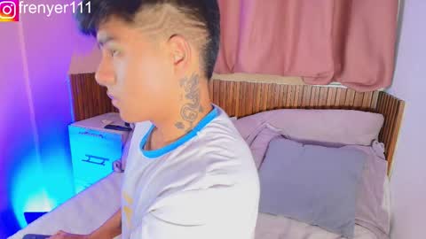 king  help me reach 100 likes online show from February 19, 2:00 am