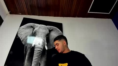 Angel Falconer online show from November 2, 12:32 am