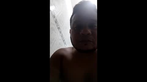 King LEO  online show from March 29, 10:39 am