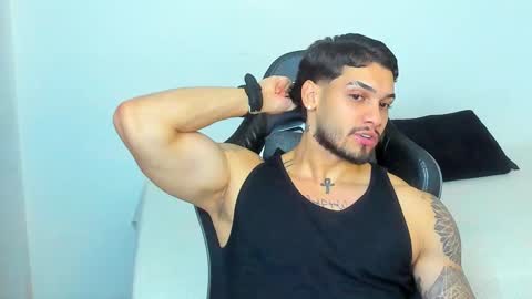 king_of_kings__ online show from January 13, 12:07 am