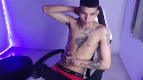 king_warlord online show from December 14, 9:43 pm