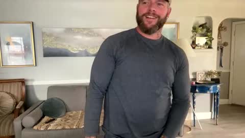 kingcali420_ online show from May 28, 9:57 pm
