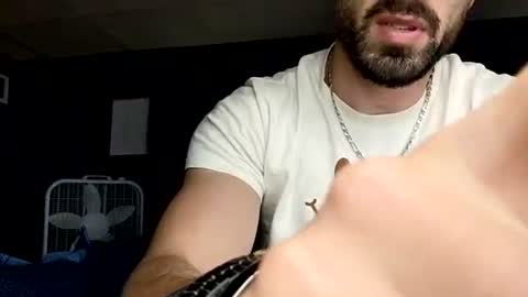 kingdaddysayless online show from November 15, 5:09 am