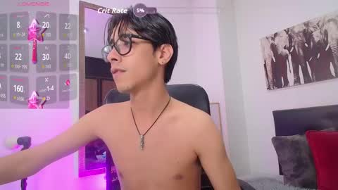 kingdanny_8 online show from January 13, 5:15 am