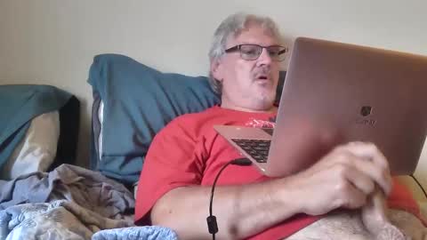 kingtongue10 online show from May 19, 9:44 pm