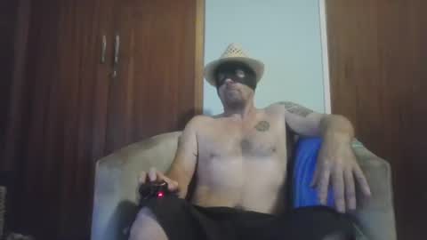 Tom Hardmen online show from March 14, 6:45 pm