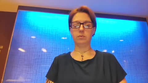 Ashley online show from September 20, 8:50 am