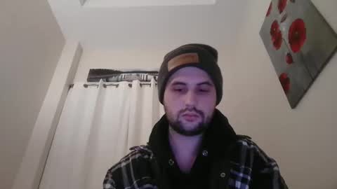 Maysie and Hunter online show from December 12, 5:10 am