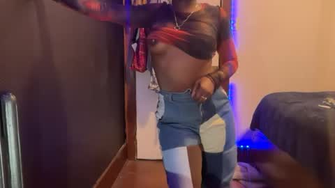 interracialfacial online show from July 27, 4:21 am