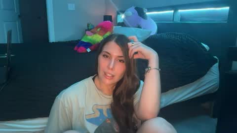 kinkycreative online show from July 6, 3:25 am