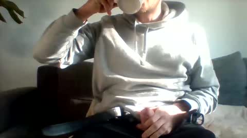 kinkylionboy online show from January 18, 12:36 pm