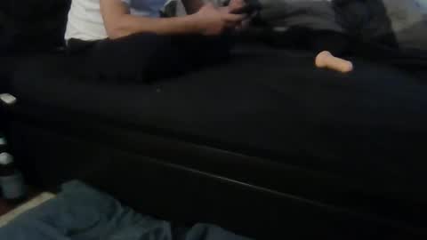 kinkysubmtl online show from December 16, 12:48 am