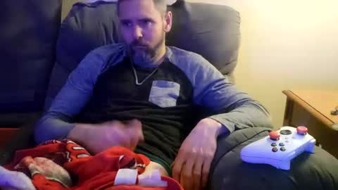 kipp62282 online show from December 8, 6:22 am