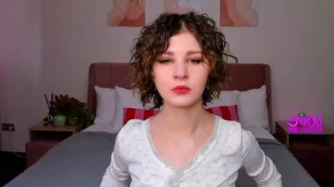 Kira online show from May 25, 12:06 am