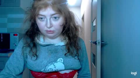 Kira online show from April 23, 9:39 am