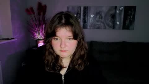 Kira online show from November 10, 7:55 am