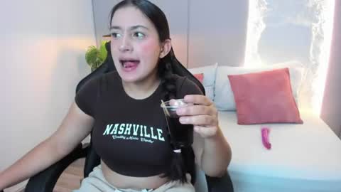 K I R A online show from June 16, 12:31 pm