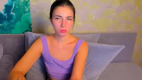 kiraa sunny online show from October 31, 10:21 pm