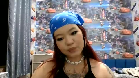 Snapshot of kiradrip chatting on October 21, 8:56 pm Kira online show from October 21, 8:56 pm