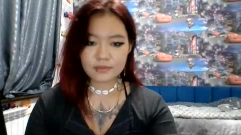 Snapshot of kiradrip chatting on October 2, 8:07 pm Kira online show from October 2, 8:07 pm
