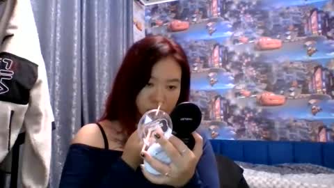 Snapshot of kiradrip chatting on September 17, 6:33 pm Kira online show from September 17, 6:33 pm