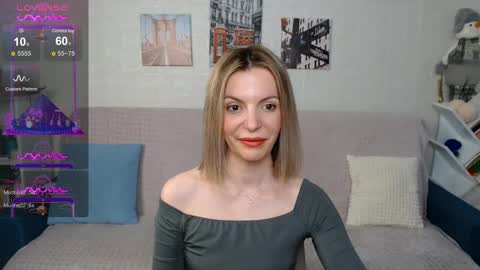 kiramartins cat online show from March 6, 4:38 pm