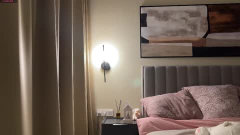 Snapshot of kiramystery chatting on February 20, 1:30 pm Kira online show from February 20, 1:30 pm