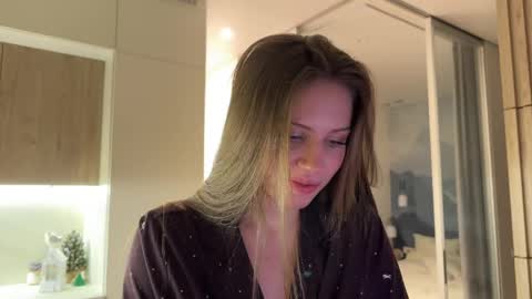 Kira online show from April 14, 6:55 pm