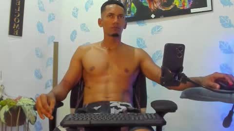 kiran_01 online show from November 10, 12:52 pm