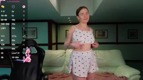  Kira  online show from February 24, 2:58 am