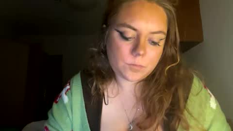 kiraslut981151 online show from March 7, 11:05 pm