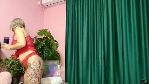 Kirra online show from April 15, 5:22 am