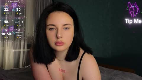 Kira online show from March 9, 8:02 pm