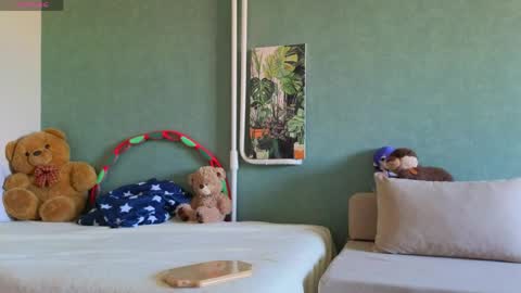 Leia online show from March 28, 1:12 pm