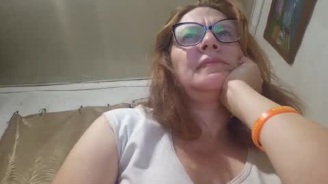 kissandvibe online show from November 5, 7:27 pm